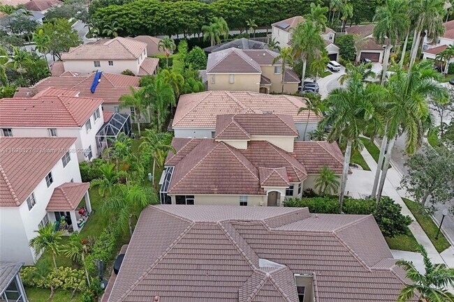 Building Photo - 1725 Winterberry Ln