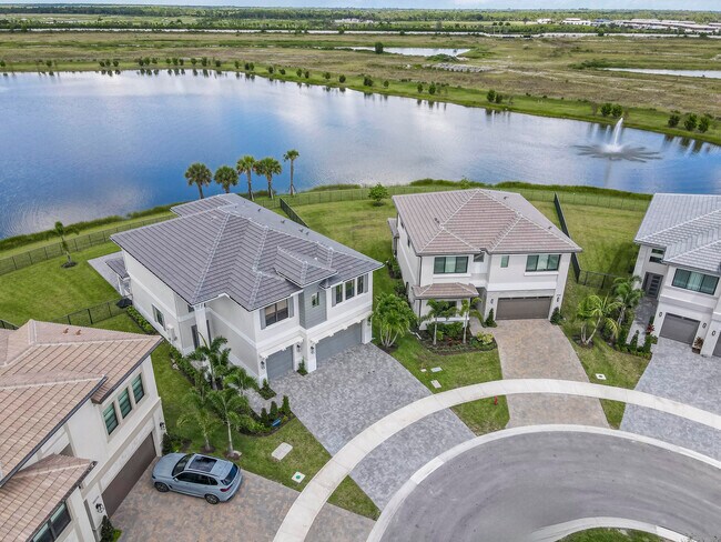 Building Photo - 10077 Heron Flock Dr