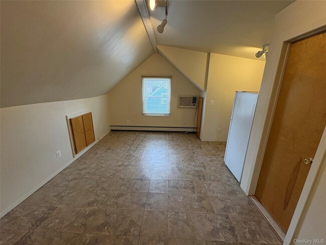 Building Photo - 54 Francine Dr N