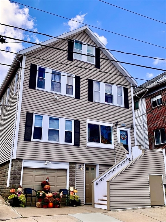 Building Photo - 30 Putnam Rd