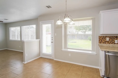 Building Photo - 14820 Lipton Ln
