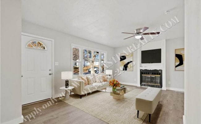 Building Photo - Beautiful Renovated 3 Bed 2.5 Bath Ranch i...