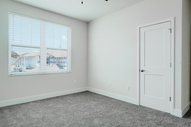 Building Photo - 410 Finn Wy