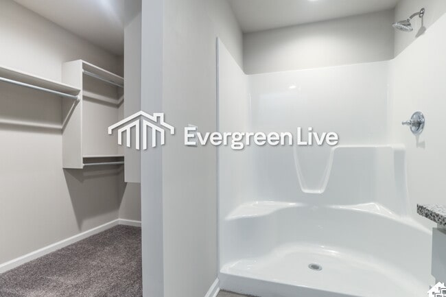 Building Photo - 108 Burlington Dr