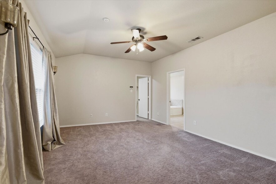 Building Photo - 5917 Stone Mountain Rd