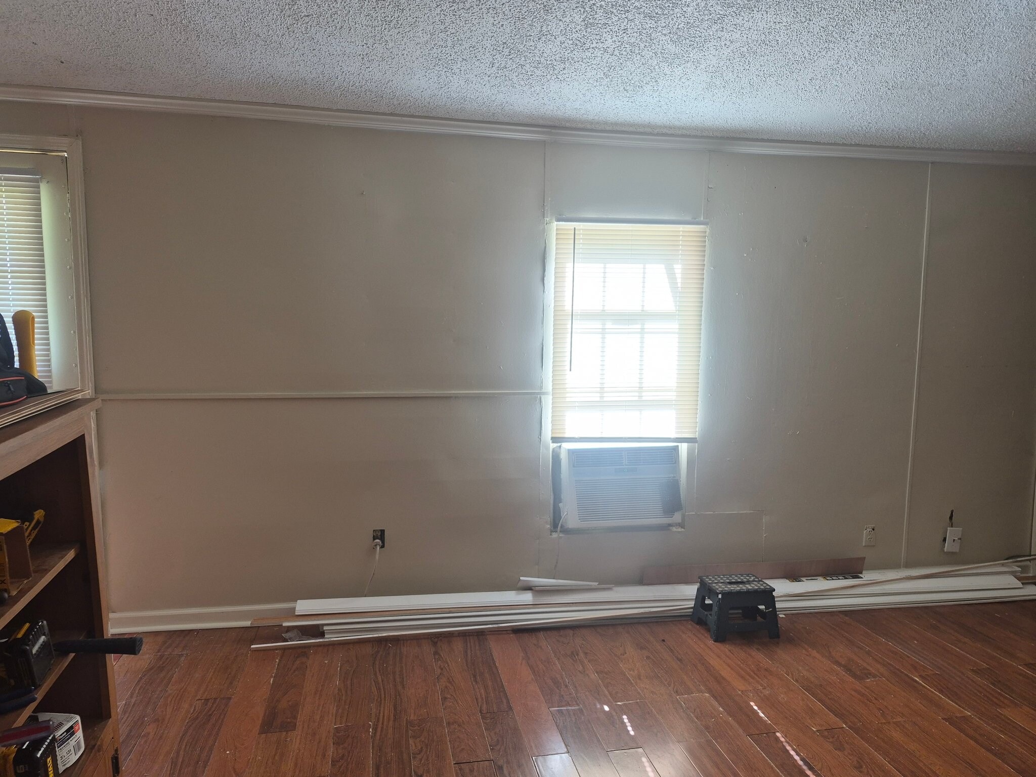 Building Photo - 1006 Periou St
