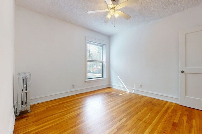 Floorplan - 5339-5345 S. Woodlawn Avenue