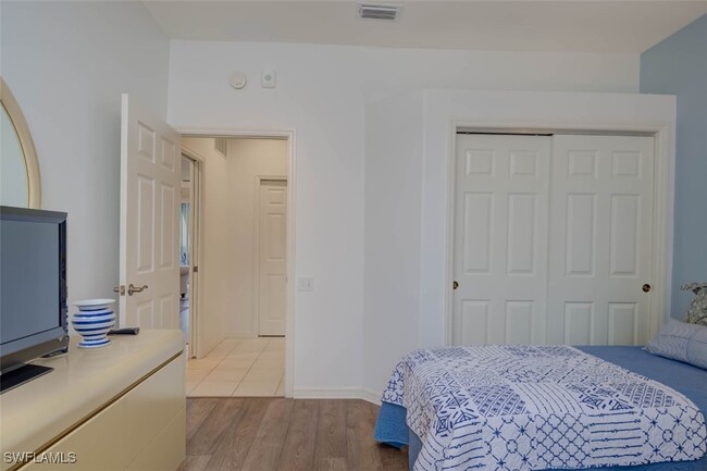 Building Photo - 8223 Parkstone Pl