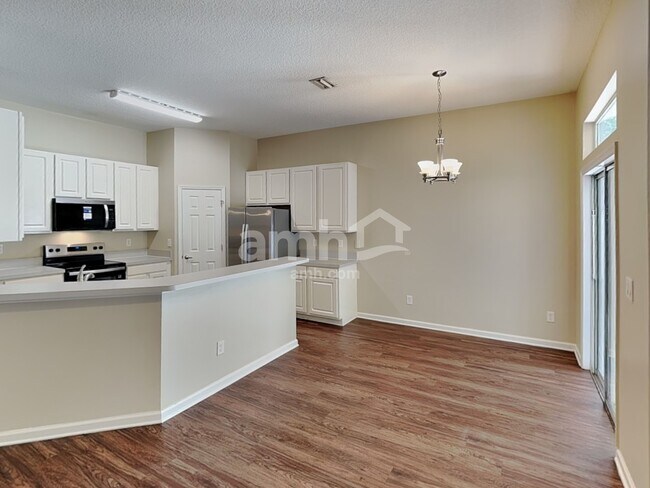 Building Photo - 1829 Keswick Rd