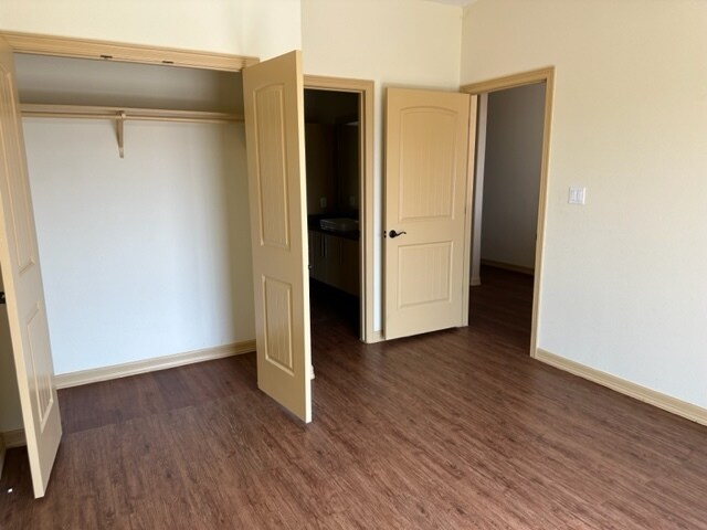 Building Photo - 3836 W Daffodil Ave