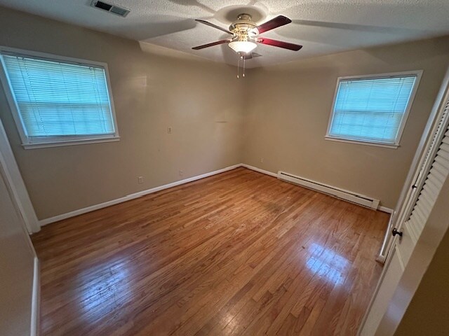 Building Photo - 1602 Brewster Dr
