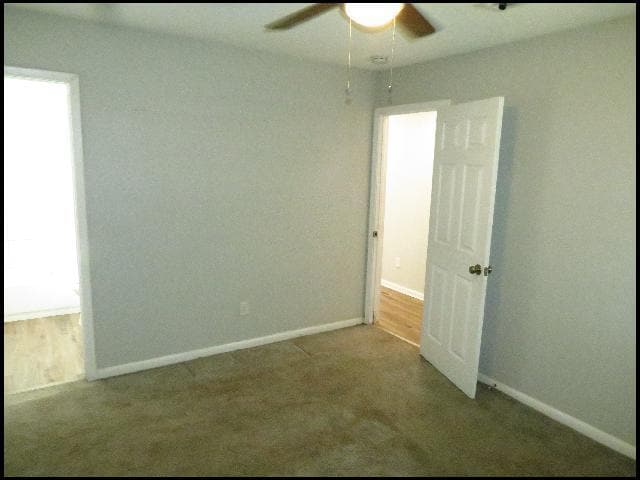 Building Photo - 1403 S Schiller St