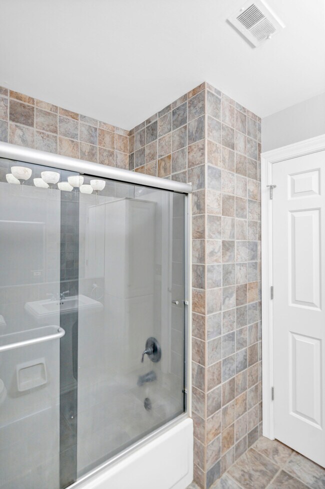 Building Photo - 263 Driftwood Ln