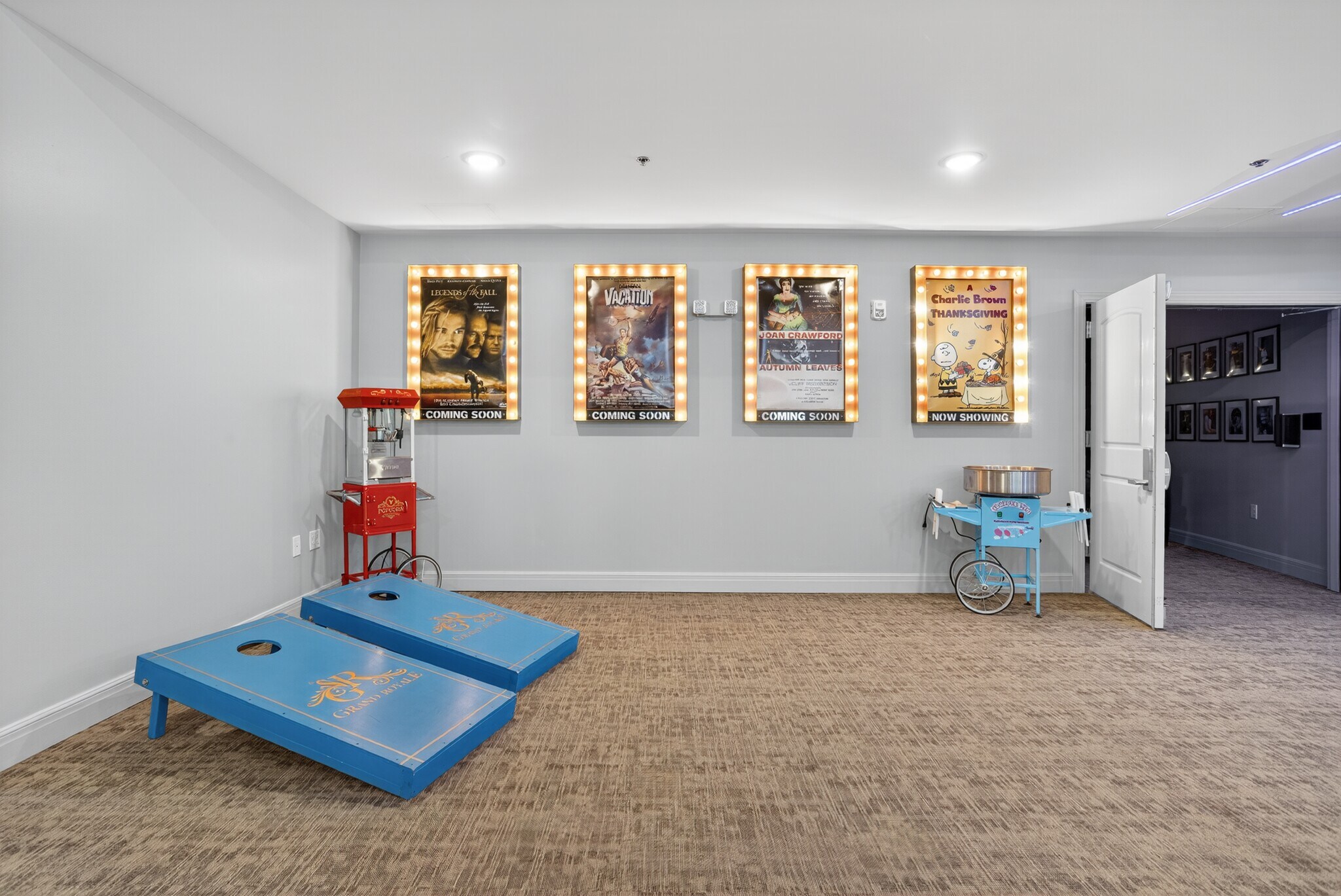 Building Photo - 2900 NE Kendallwood Pkwy