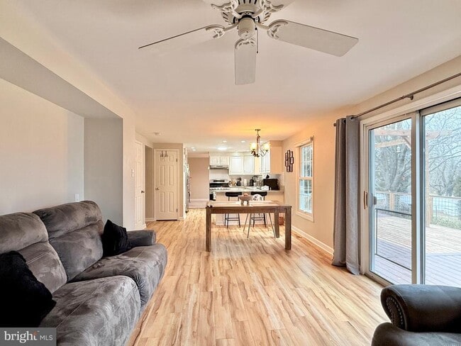 Building Photo - 6 Quail Ridge Dr