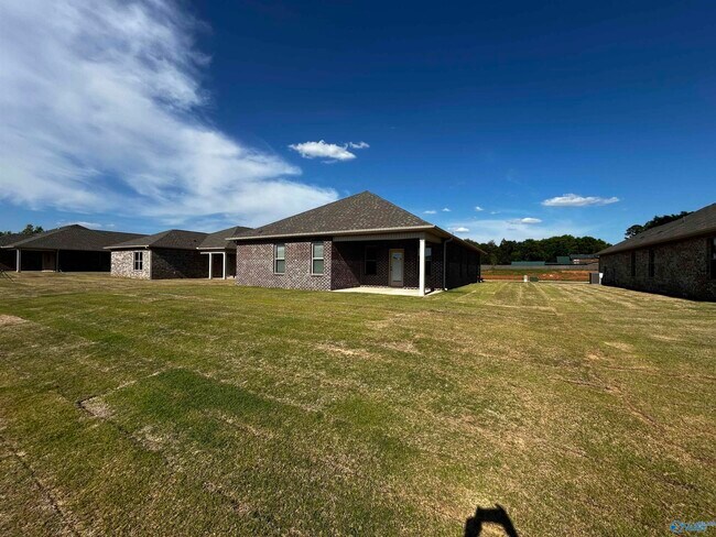 Building Photo - 209 Emma Harris Cir