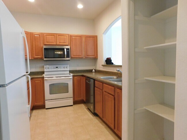 Building Photo - 2464 Thunder Mountain Drive