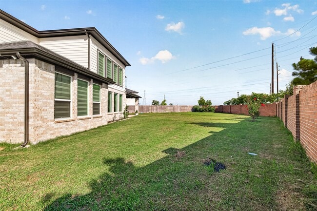 Building Photo - 21231 Aristad Ln