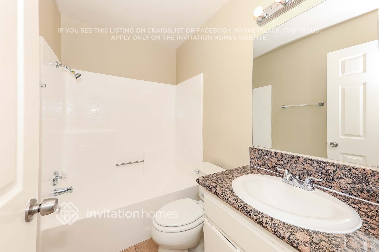 Building Photo - 39928 Snow Gum Ln