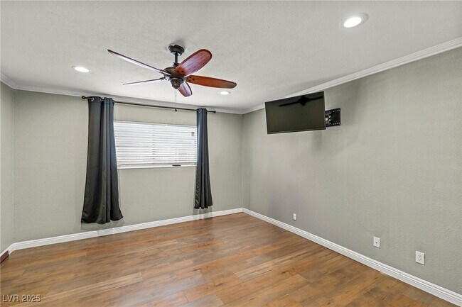 Building Photo - 1765 Belcastro St