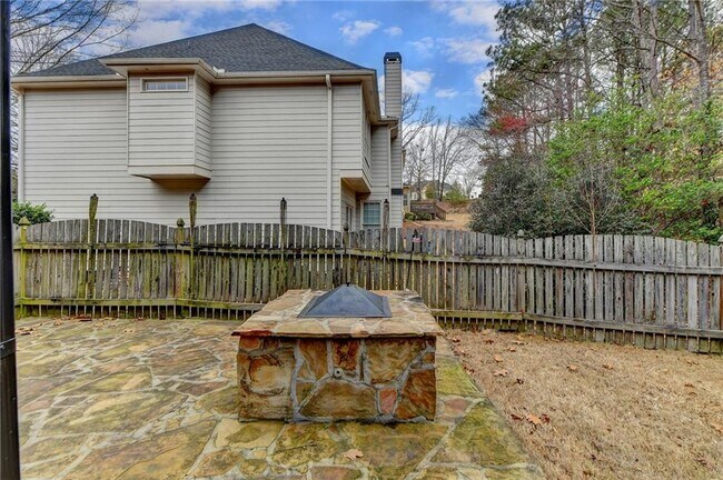 Building Photo - 2213 Hamilton Mill Pkwy
