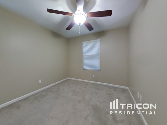 Building Photo - 12574 W Mazatzal Dr