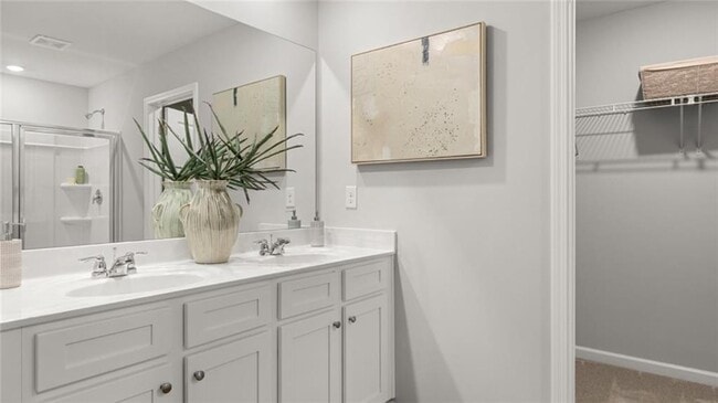 Building Photo - 114 Red Maple Wy