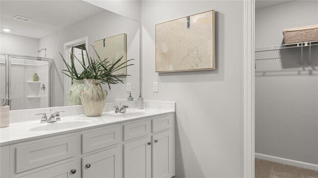 Building Photo - 131 Red Maple Wy