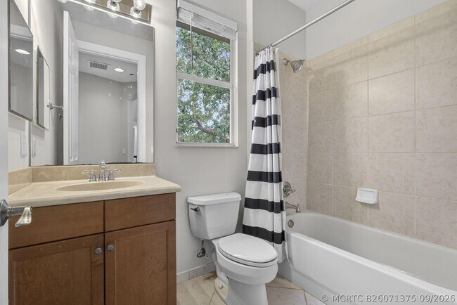 Building Photo - 625 Glenfield Way