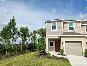 Building Photo - Annual End-Unit Townhome with 3 Bedrooms in Edgestone at Artisan Lakes