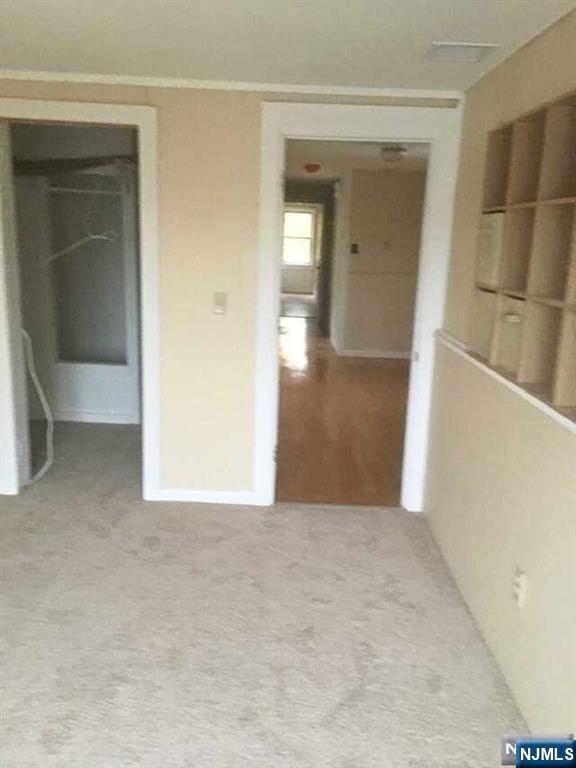 Building Photo - 24 Hackett Pl