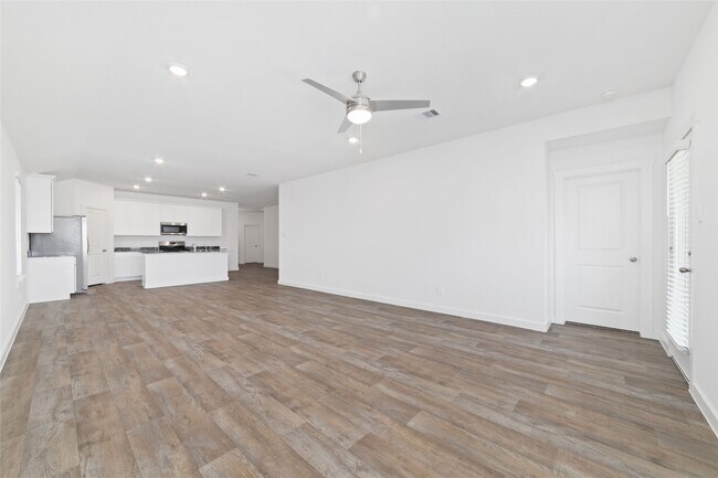 Building Photo - 8034 Marconi Corsco Dr