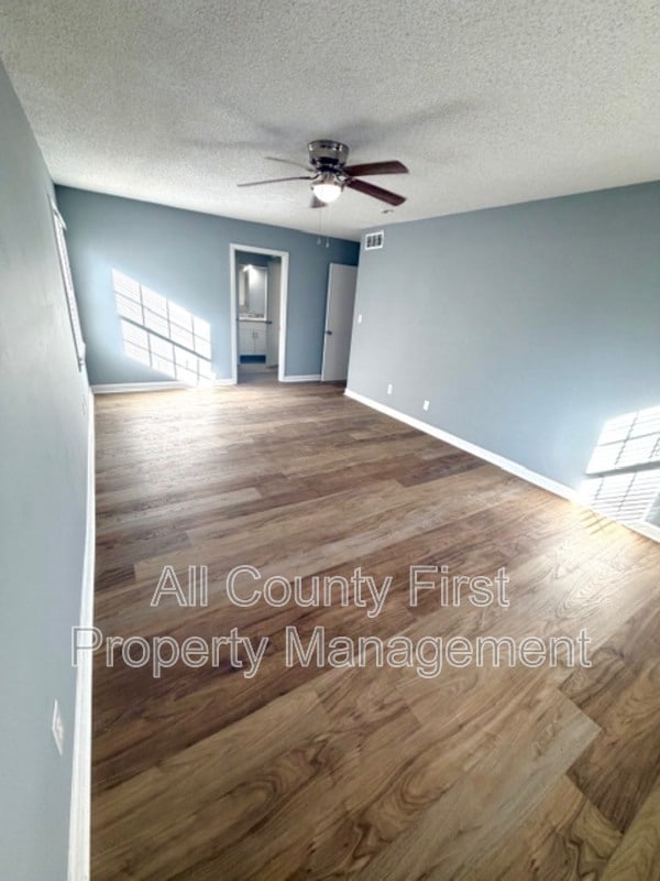 Building Photo - 122 Rue Fontaine