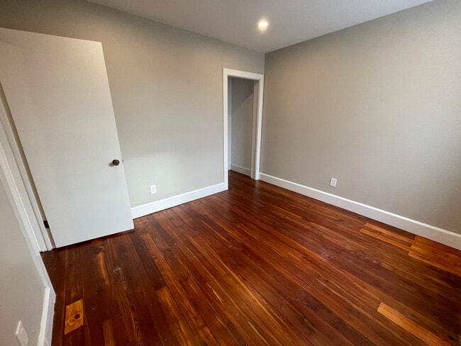 Building Photo - 4680 Umbria St