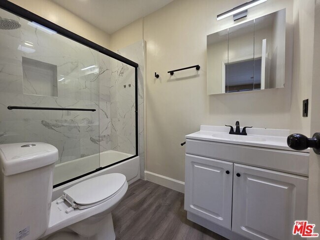 Building Photo - 2228 20th St