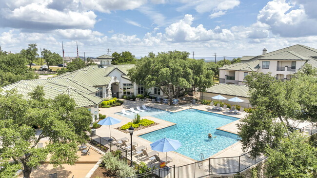 Luxury Pool - Falconhead