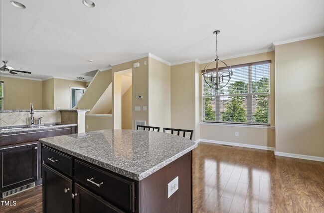 Building Photo - 22 Prairie View Ct