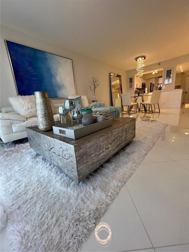 Building Photo - 1266 S Military Trail