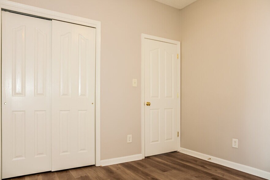 Building Photo - 14814 Jerpoint Abby Dr