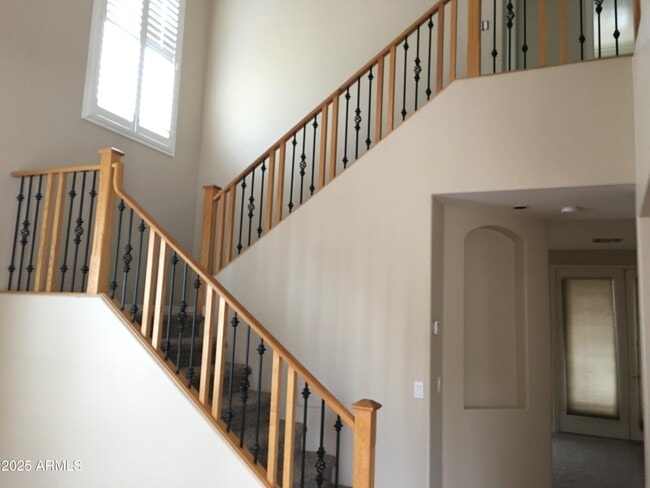 Building Photo - 164 W Goldfinch Way