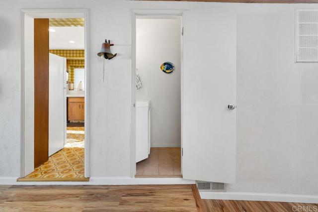 Building Photo - 1816 S Pacific St