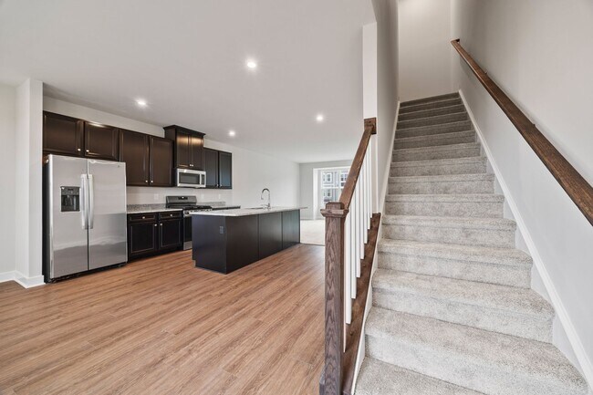 Building Photo - 22 Iron Horse Ln