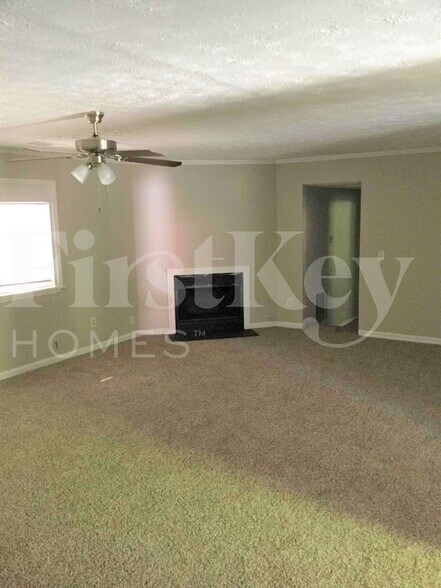 Building Photo - 3571 Orbit Ct