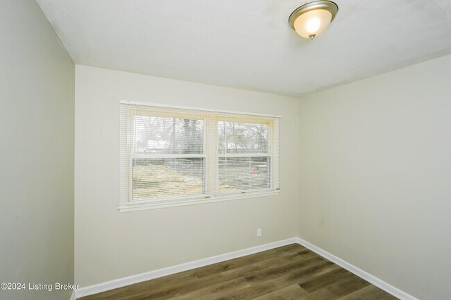 Building Photo - 5304 Rural Way