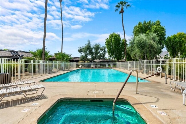 Building Photo - 59 Cornell Dr