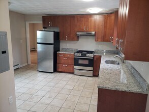 Building Photo - 88 Pearl St