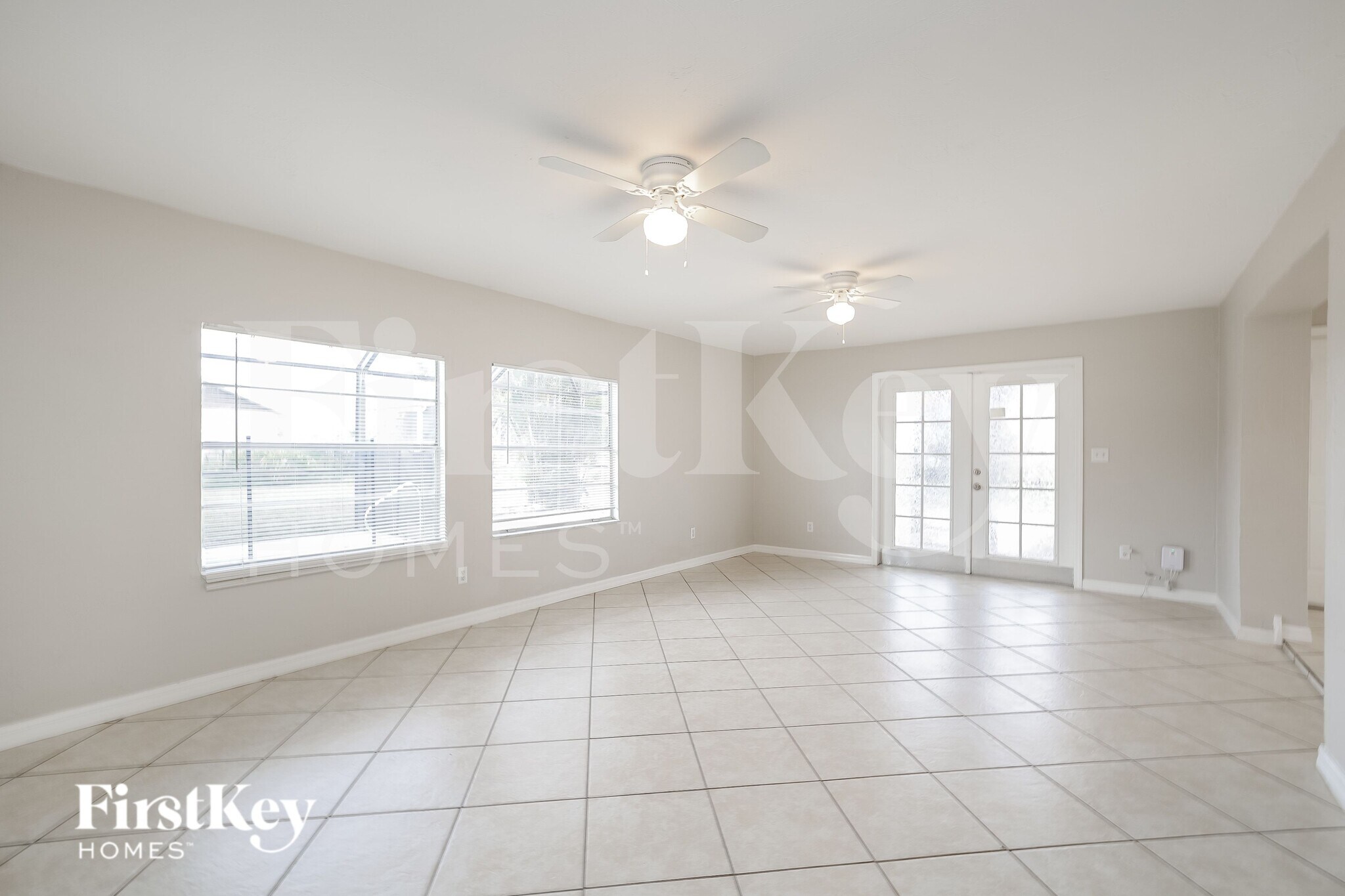 Building Photo - 1505 NE 10th Ln