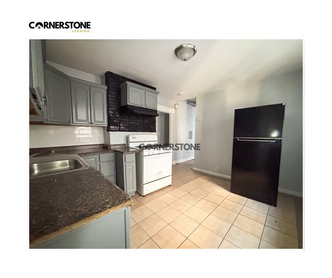 Building Photo - 58 Cypress St