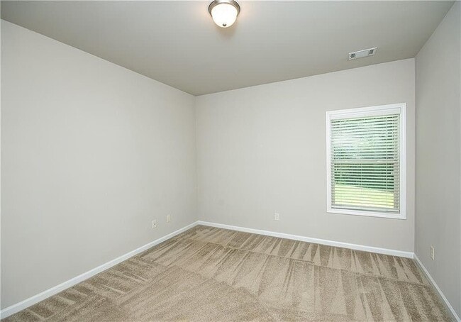 Building Photo - 7490 Silk Tree Pointe