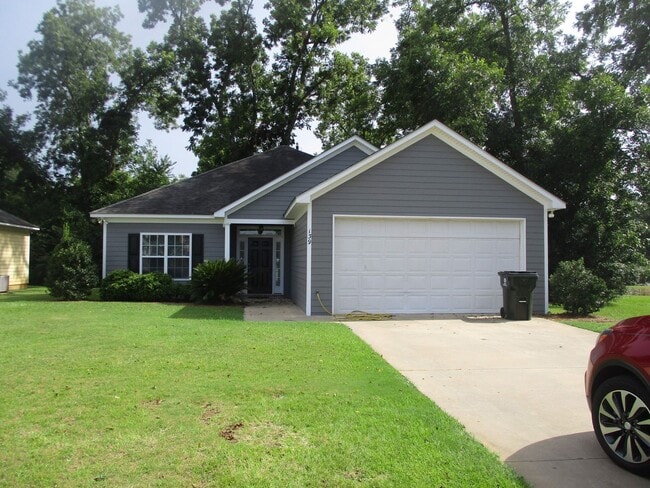 Building Photo - 139 Tabatha St